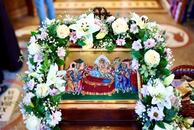 УСПЕЊЕ ПРЕСВЕТЕ БОГОРОДИЦЕ У ДЕНКОВЦУ