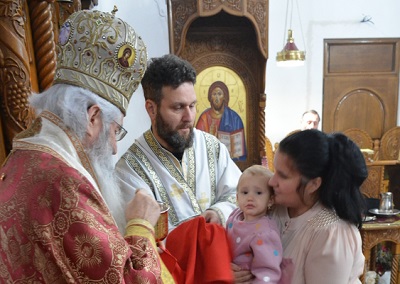 СВЕТА АРХИЈЕРЕЈСКА ЛИТУРГИЈА У ВИНОГРАДИМА