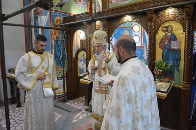 СВЕТА ЕВХАРИСТИЈА У ЦРКВИ СВЕТОГ ЈОАНИКИЈА ДЕВИЧКОГ У БРЕСНИЦИ