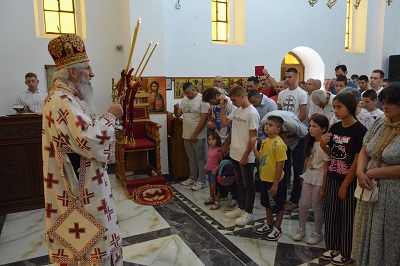 СВЕТА АРХИЈЕРЕЈСКА ЛИТУРГИЈА У ЈУНКОВЦУ НАДОМАК ЛАЗАРЕВЦА