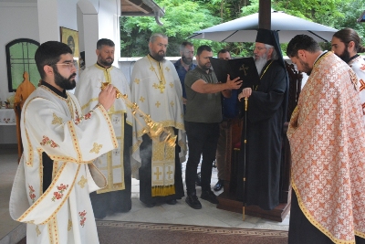 ПРАЗНИЧНО БДЕНИЈЕ У МАНАСТИРУ РАЛЕТИНАЦ