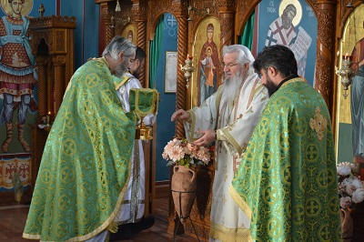 СВЕТА АРХИЈЕРЕЈСКА ЛИТУРГИЈА У ВИНОГРАДИМА