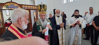 ВЛАДИКА ЈОВАН ПОСЕТИО ЦРКВУ У БЛАЗНАВИ