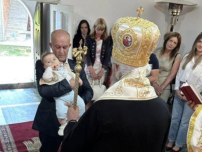 СВЕТА ТАЈНА КРШТЕЊА У БЕЉИНИ: РАДОСТ, МОЛИТВА И АРХИЈЕРЕЈСКА БЛАГОДАТ