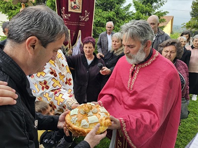 ХРАМОВНА СЛАВА У ВЕЛИКИМ ЦРЉЕНИМА